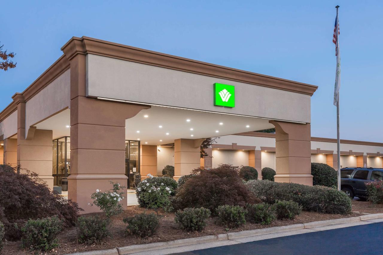 Wyndham Garden Greensboro Exteriér fotografie