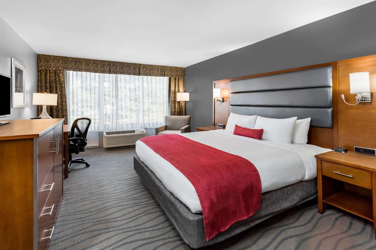 Wyndham Garden Greensboro Exteriér fotografie