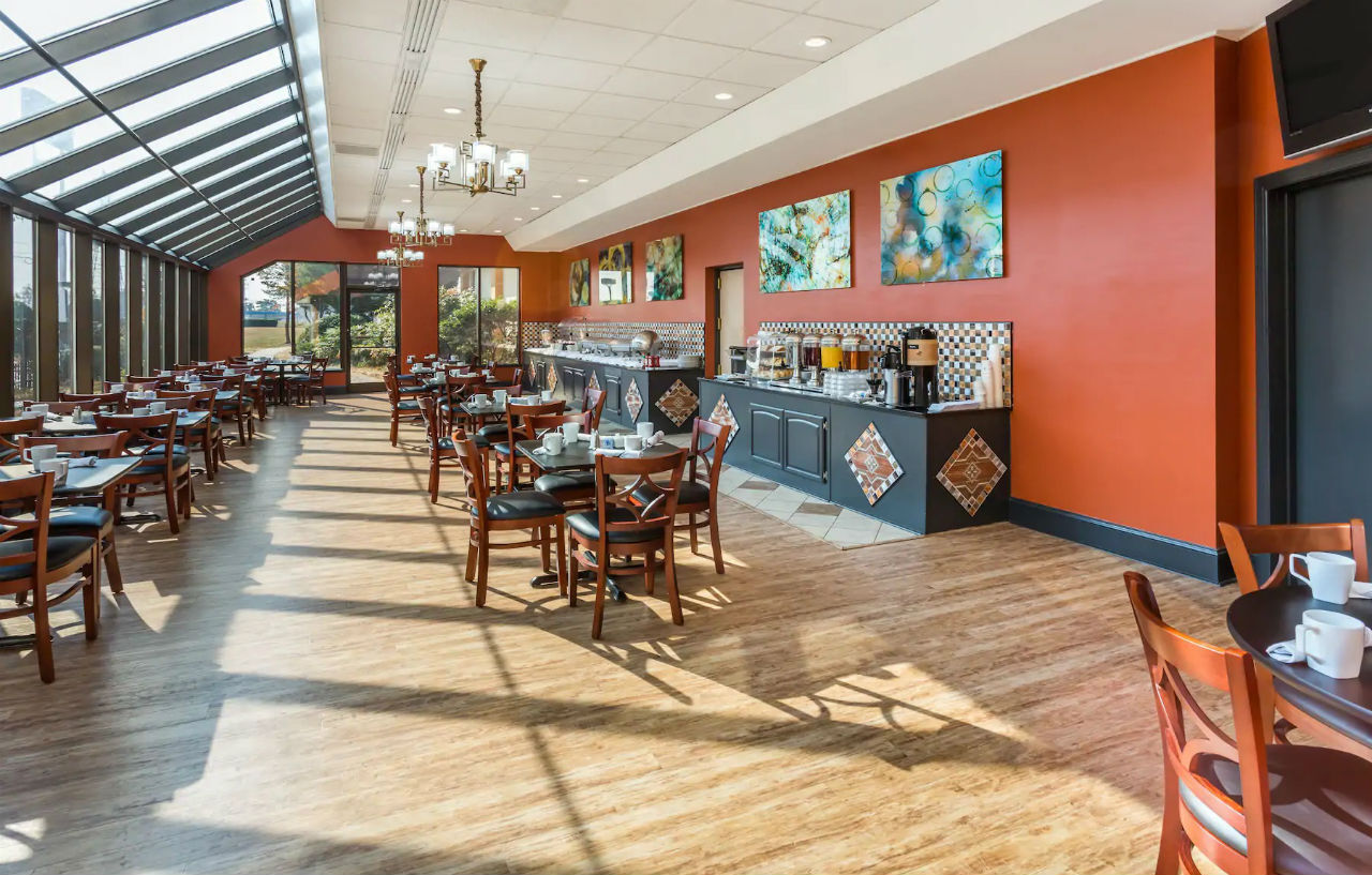 Wyndham Garden Greensboro Exteriér fotografie