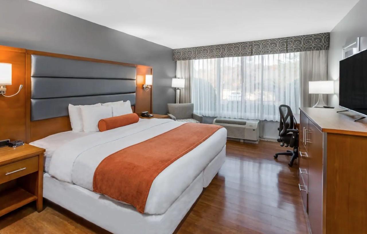 Wyndham Garden Greensboro Exteriér fotografie